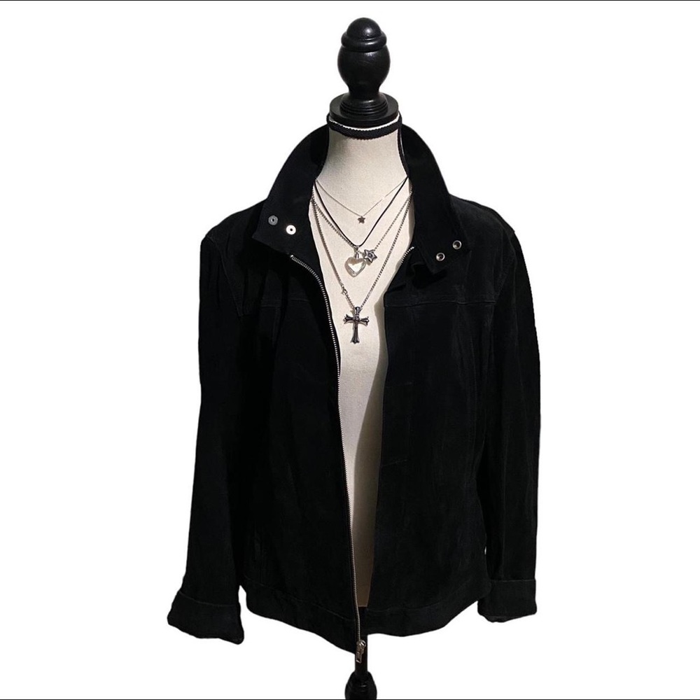 Jones NY Sport Black Leather Suede Zip-Up Jacket ⋆｡‧₊°♱༺𓆩❦︎𓆪༻♱༉‧₊˚.
